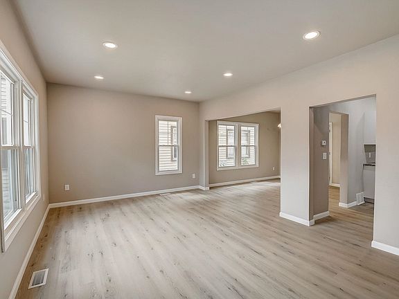 3rd image of 710 McKinley St