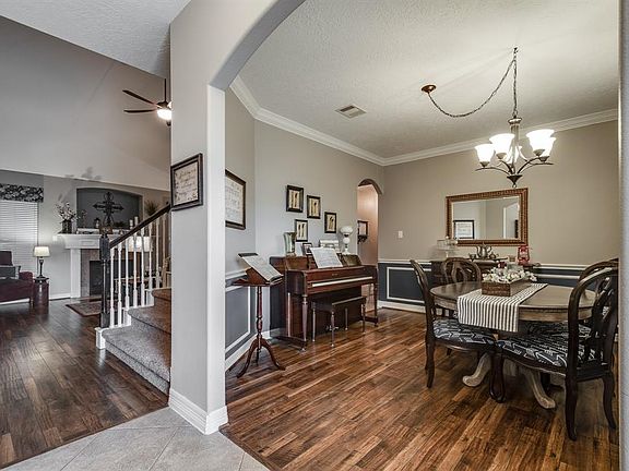 5th image of 13919 Belmont Cir