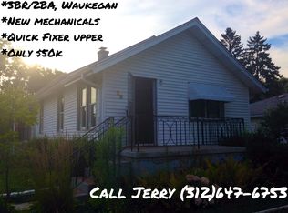 28 N Orchard Ave, Waukegan, IL 60085