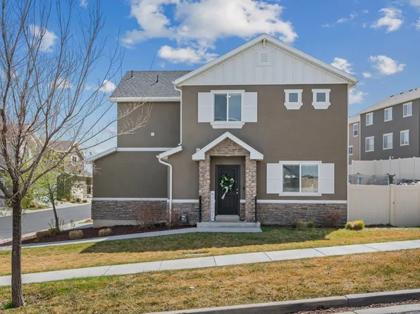 299 W Willow Creek Dr, Saratoga Springs, UT 84045