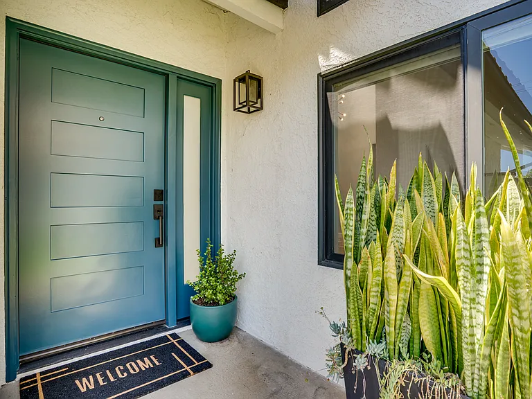 7201 Slater Ave — Photo 7