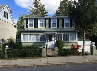 9 Cedar Ave, New Windsor, NY 12553