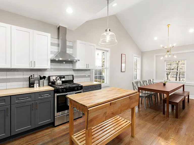 1690 Donald Lee Hollowell Pkwy NW — Photo 27