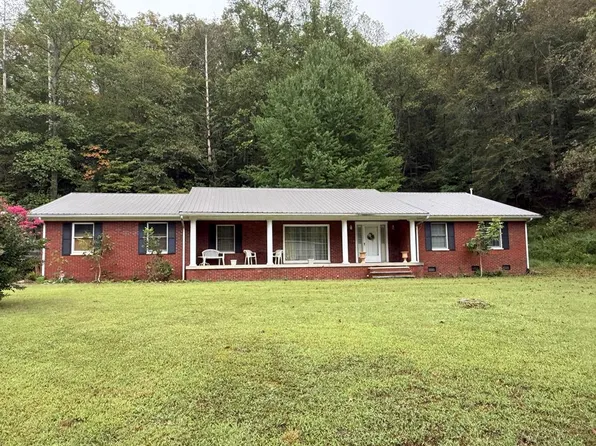 380 Daniels Crk, Banner, KY 41603