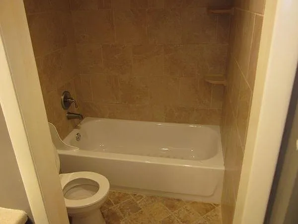 1 bed, 734 sqft, $1,750 — Photo 2