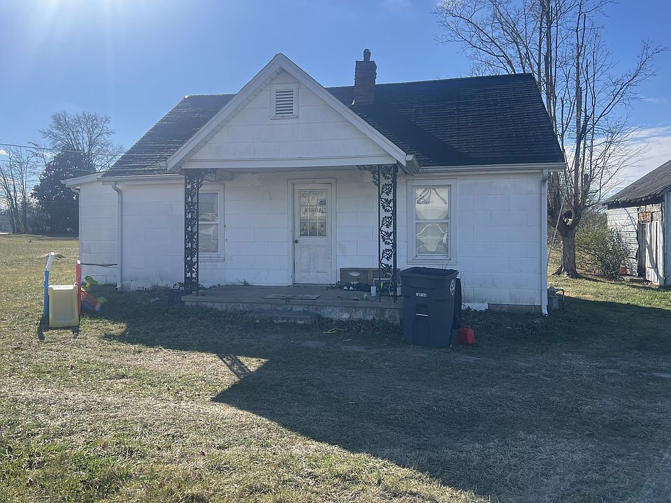 2nd image of 1305 Scottsville Rd