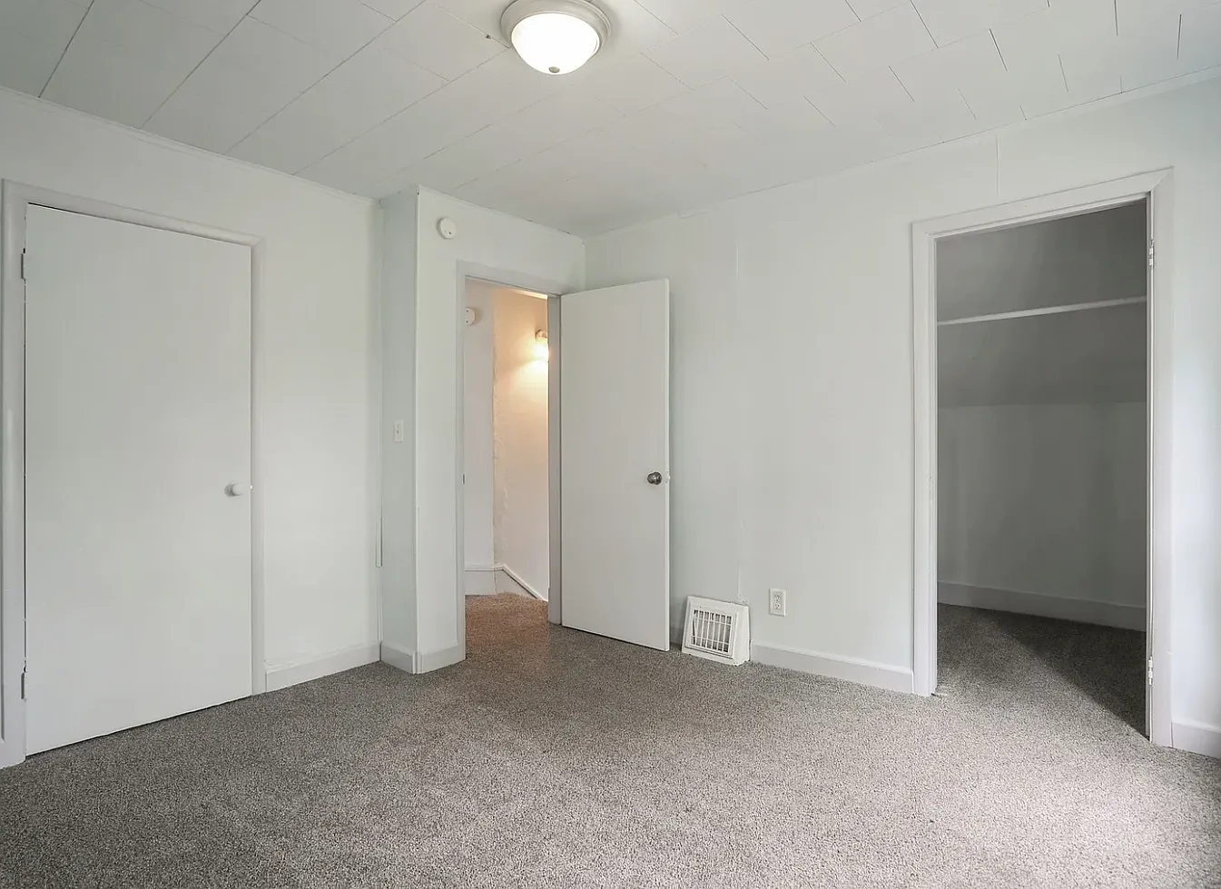 2 bed, $800 — Photo 4