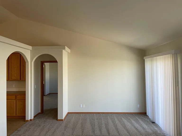 1200 E Warm Springs Ave — Photo 8
