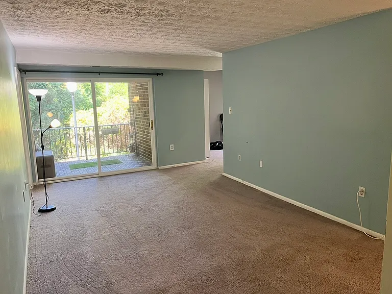 7712 Hanover Pkwy #103 — Photo 18