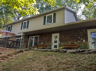 537 Reba Ln, Gatlinburg, TN 37738