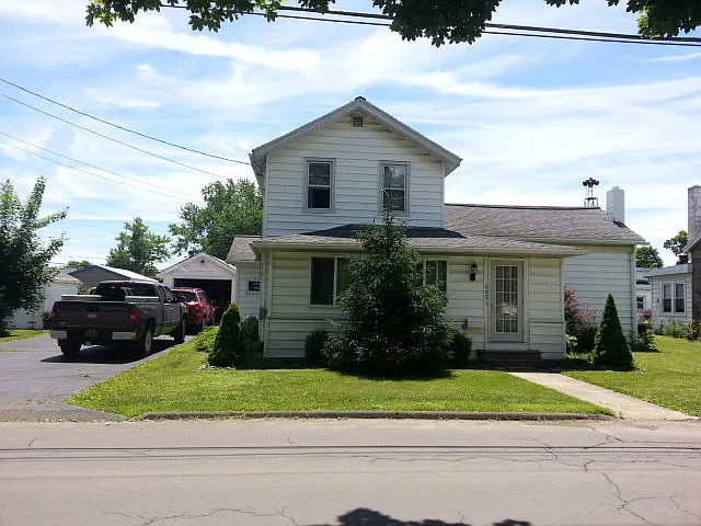 609 Westlake St photo 1