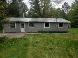 218 Maier Dr, Mio, MI 48647