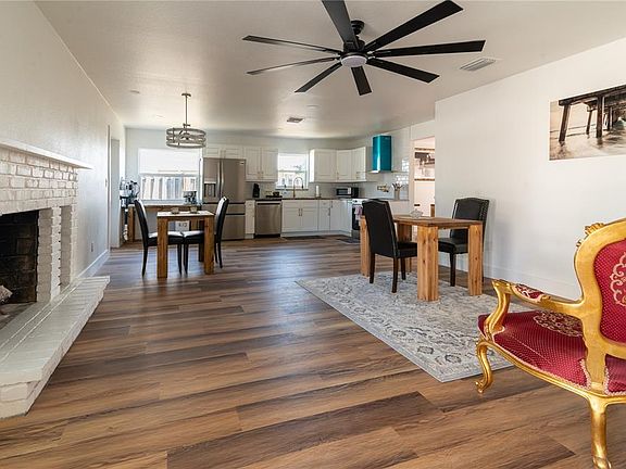 5th image of 1897 Dolphin Blvd S