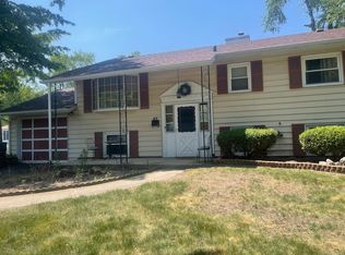 45 Arapaho Dr, Thornton, IL