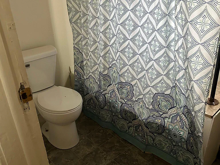 1125 Auburn Pl NW #1 — Photo 2