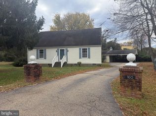 160 Rouzie Dr, Tappahannock, VA 22560