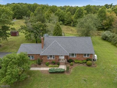 108 Fitzer Rd, Frenchtown, NJ, 08825