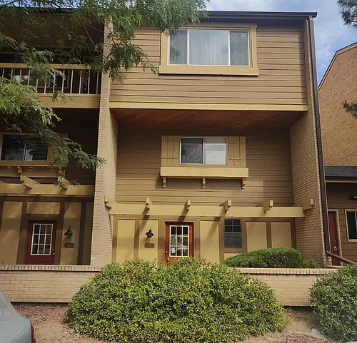 3000 Colorado Ave Photo 1
