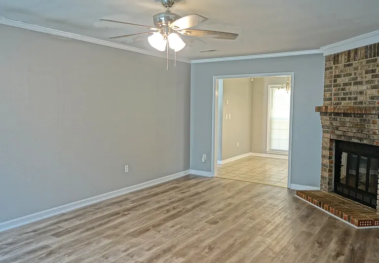 111 Scarlet Oak Cir — Photo 6