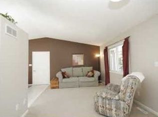 6578 Laguna Vista Dr NE, Rockford, MI 49341