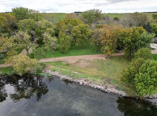 2500 Chilson Point Dr, Grenville, SD 57239