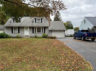 268 Pepperidge Dr, Rochester, NY 14626