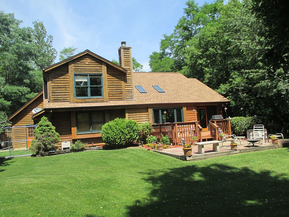1st image of N6W30515 Maple Ave