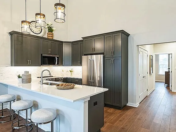 108 Cedar Cir #108 — Photo 4