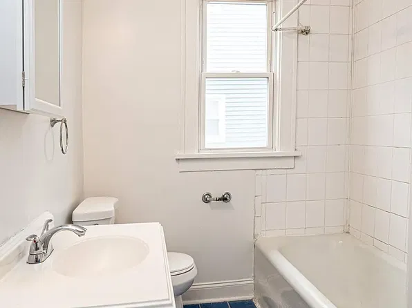 17 Homestead Ave #2, Albany, NY 12203