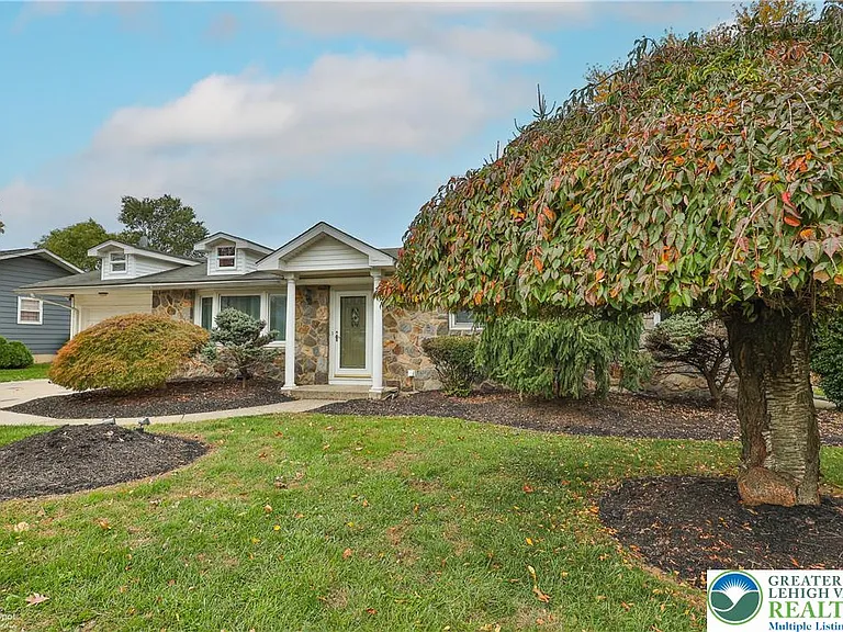 900 Mine Lane Rd — Photo 3
