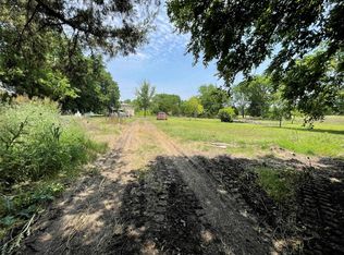 530 Edmondson Rd, Waxahachie, TX 75167