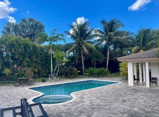 68 Springdale Rd, Lake Worth, FL 33467