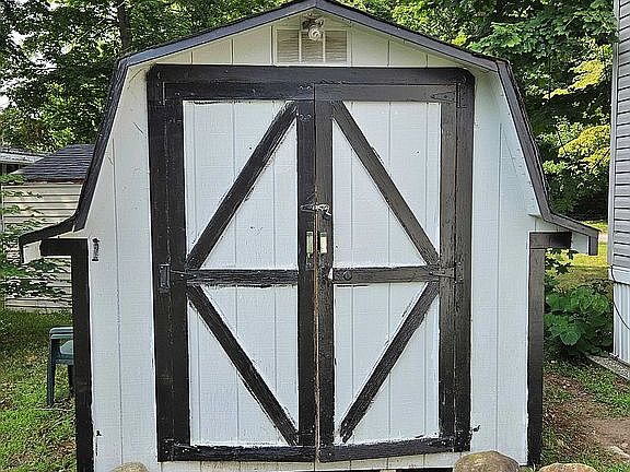 Shed