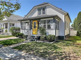 44 Holburn Ave, Cranston, RI 02910