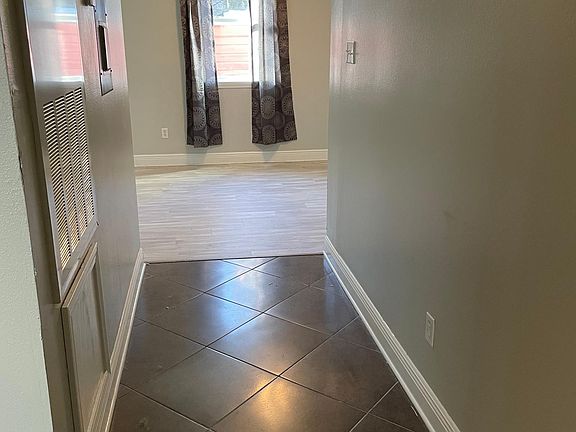 2nd image of 1215 Josephine St #12