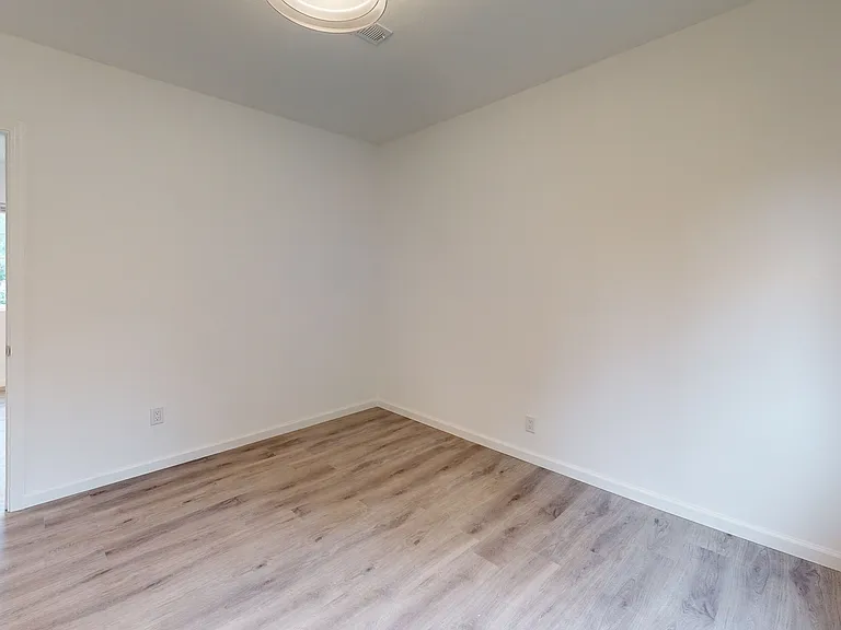 1006 Tilton Ave — Photo 9