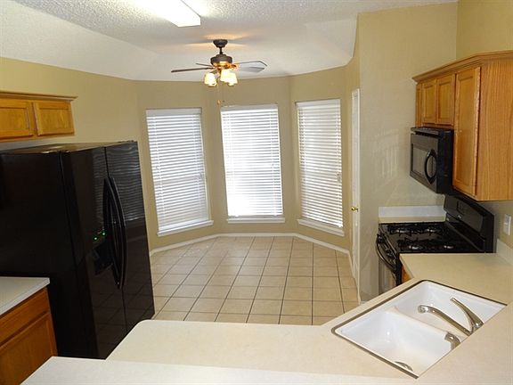 4th image of 1005 Kory Dr