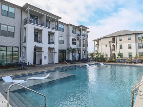 2501 Bienville Blvd #134, Ocean Springs, MS 39564