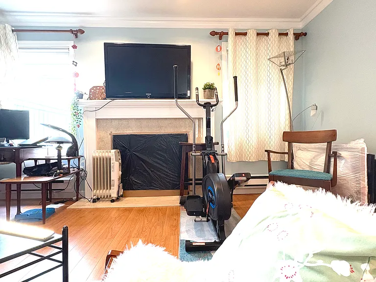 7140 Barnet Rd #201 — Photo 3