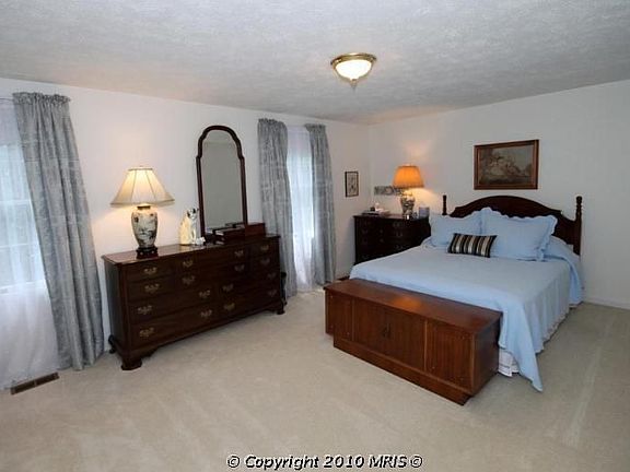 5th image of 8423 Hayden Ln
