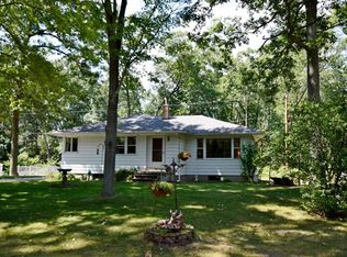 5814 E Summit Ave, Fruitport, MI 49415