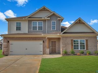 112 Old Dirt Rd, Meridianville, AL 35759