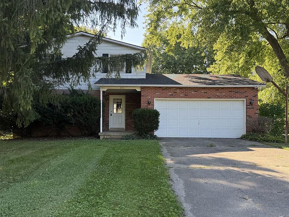 1st image of 591 Gregory Dr