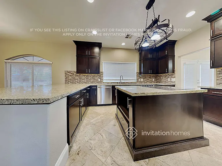 8460 Del Vista Ct — Photo 8