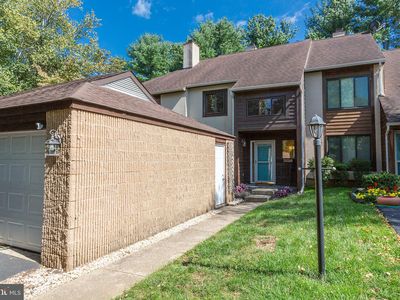 417 Stonegate Ct, Millersville, PA, 17551