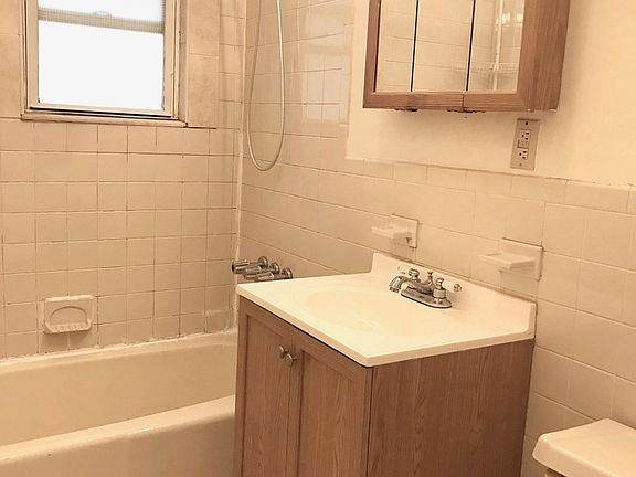 5th image of 24-05 27th St #5