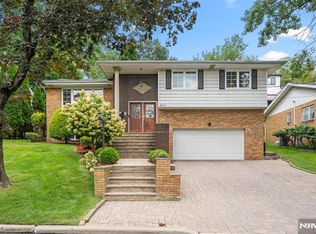 55 Birch Street, Englewood Cliffs, NJ 07632