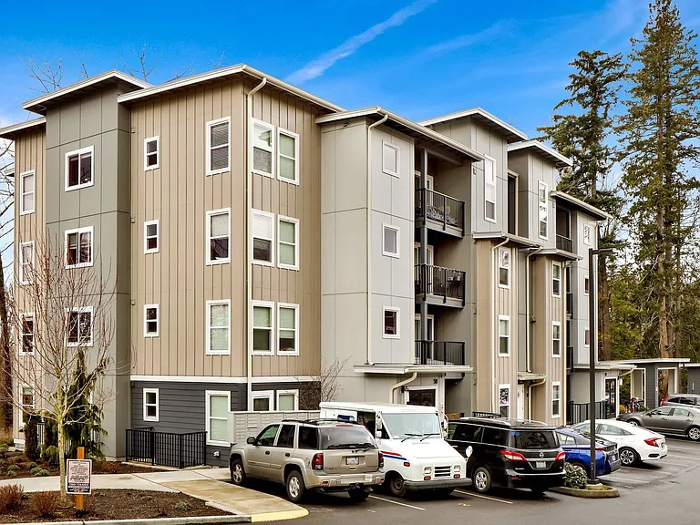 Tremezzo Apartments — Photo 84