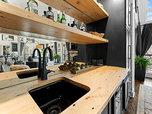 4th image of 132 Still Water Road