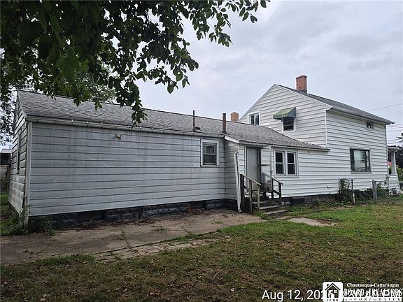 3rd image of 67 Ruggles St